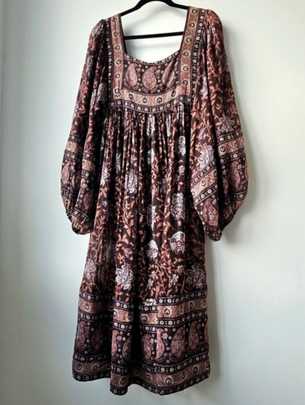 Ritu Kumar For Judith Ann 70's Wine Purple Paisely Cotton Balloon Sleeve Dress